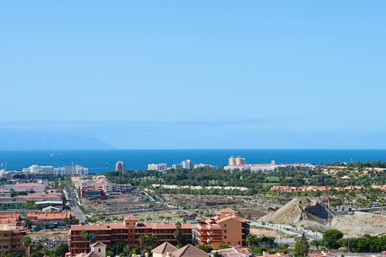 Sunset In The Heights Ocean View - Heated Pool Apartamento Los Cristianos  Exterior foto