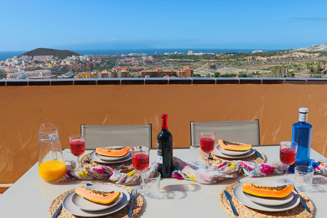 Sunset In The Heights Ocean View - Heated Pool Apartamento Los Cristianos  Exterior foto